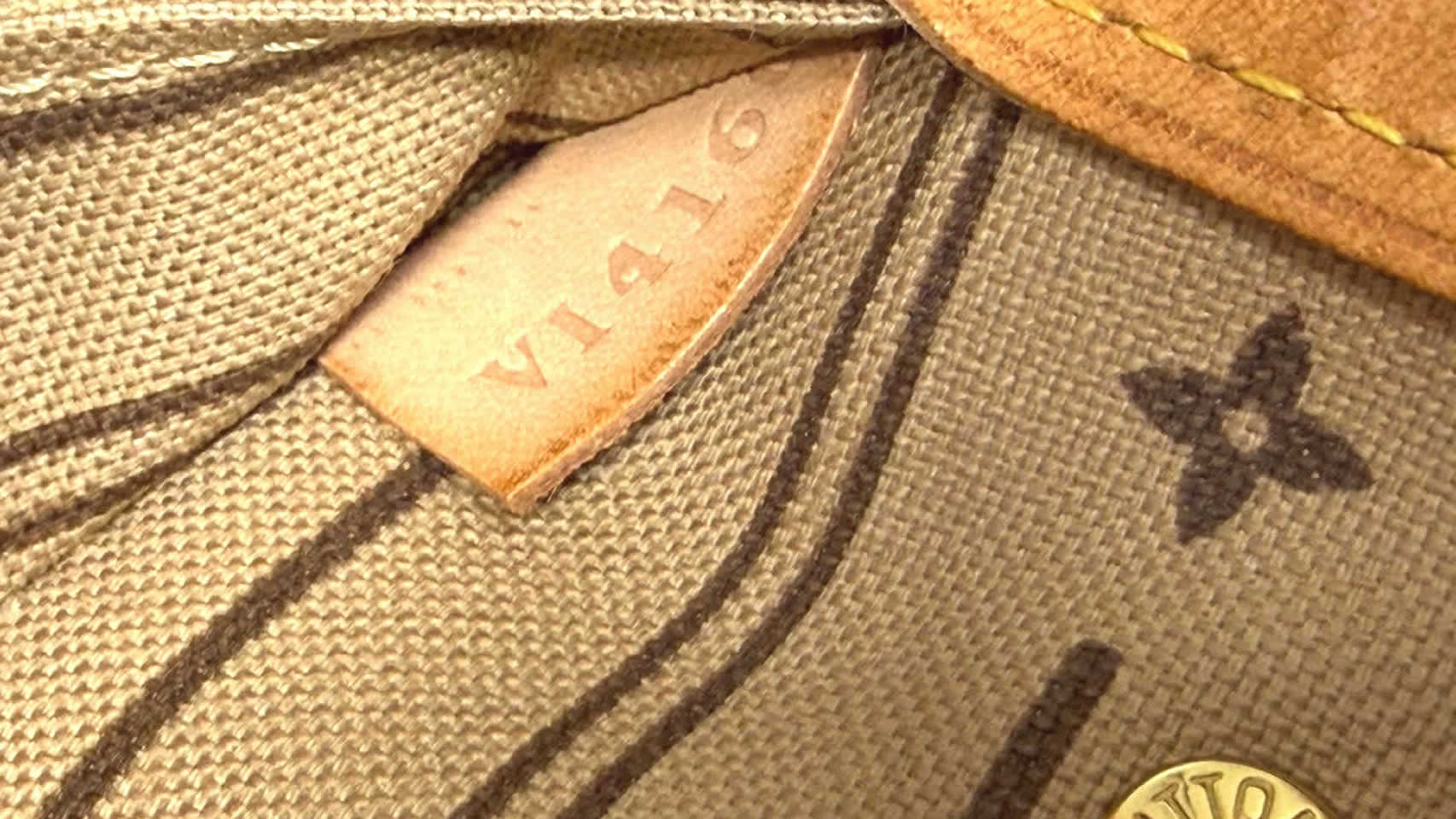 LOUIS VUITTON M41245